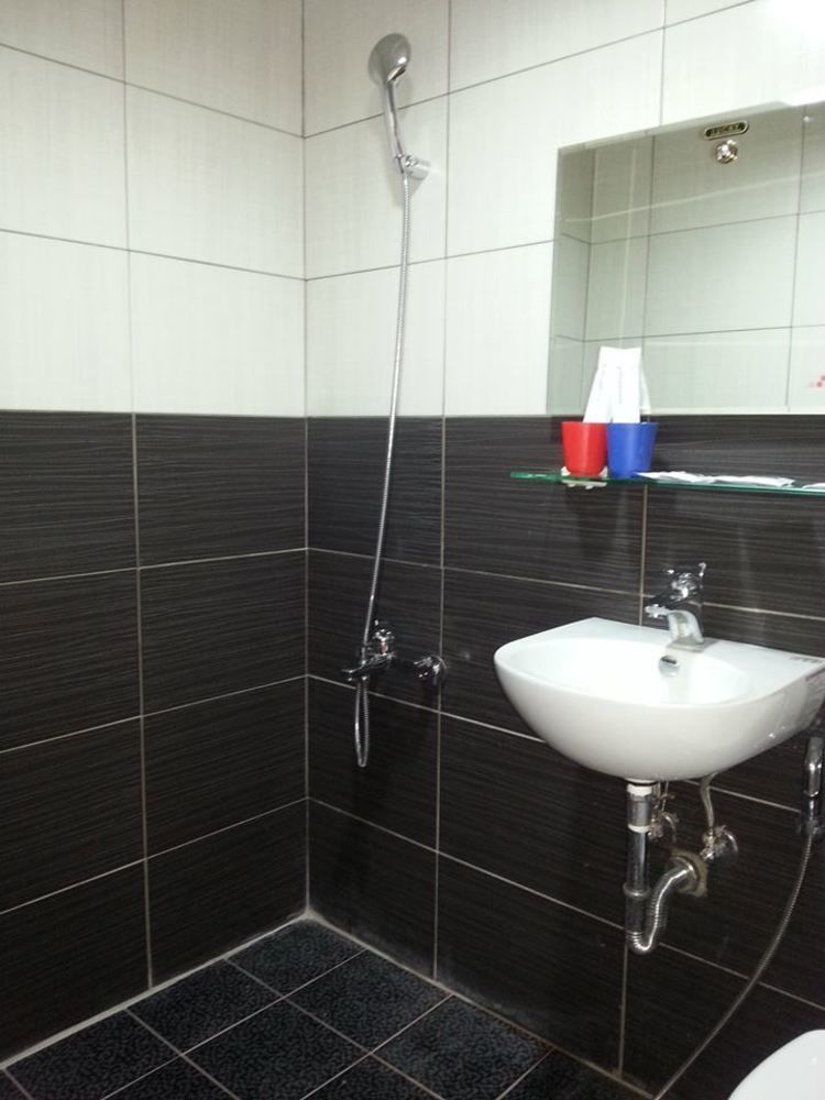 טאינאן Fundi Hotel מראה חיצוני תמונה