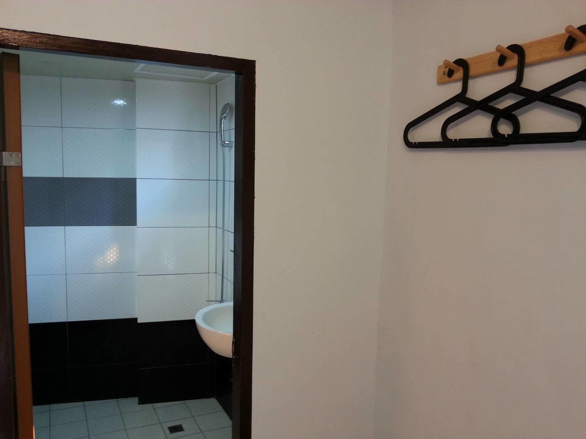 טאינאן Fundi Hotel מראה חיצוני תמונה